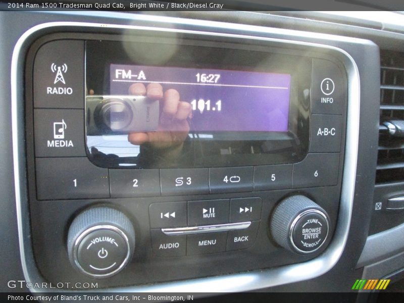 Bright White / Black/Diesel Gray 2014 Ram 1500 Tradesman Quad Cab