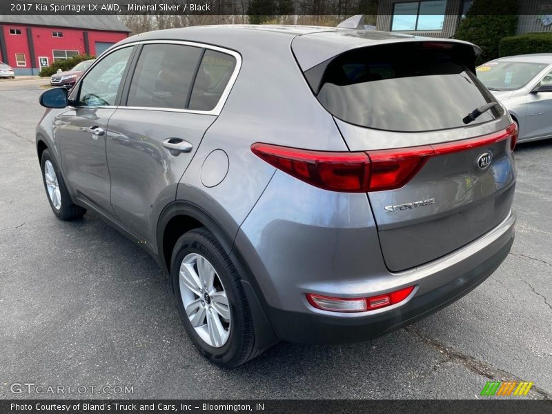 Mineral Silver / Black 2017 Kia Sportage LX AWD