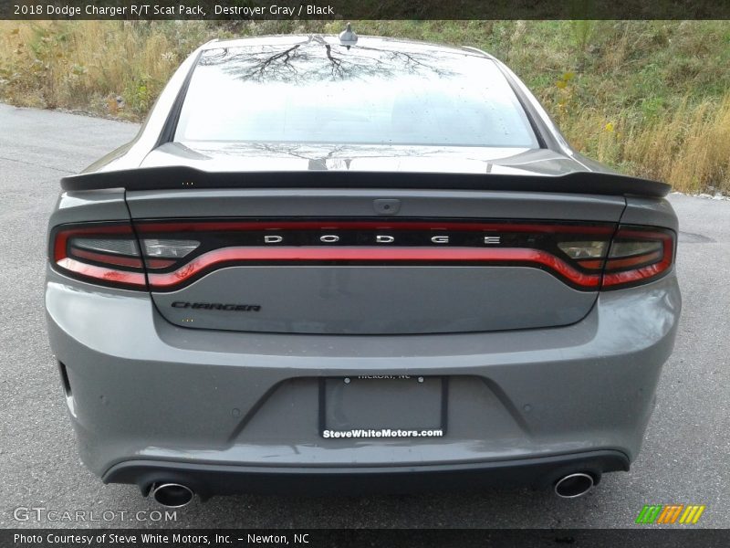 Destroyer Gray / Black 2018 Dodge Charger R/T Scat Pack