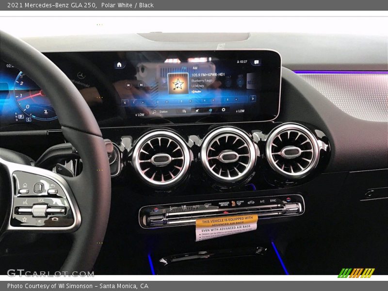 Polar White / Black 2021 Mercedes-Benz GLA 250