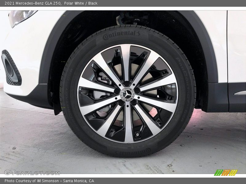 Polar White / Black 2021 Mercedes-Benz GLA 250