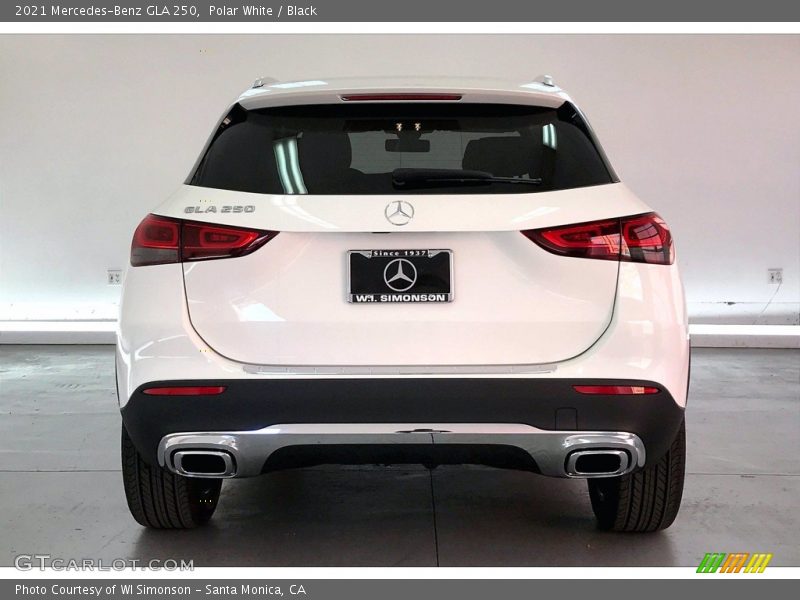 Polar White / Black 2021 Mercedes-Benz GLA 250