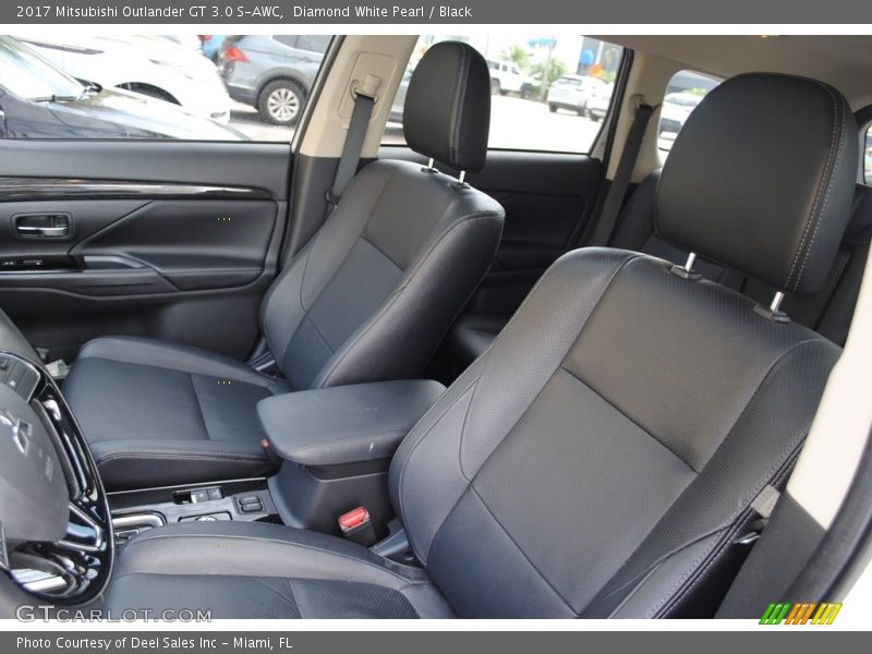 Front Seat of 2017 Outlander GT 3.0 S-AWC