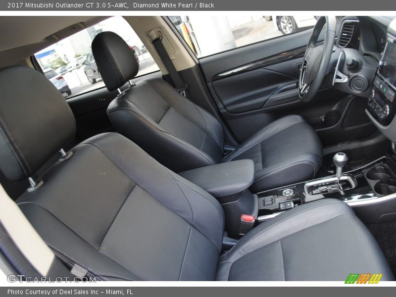 Front Seat of 2017 Outlander GT 3.0 S-AWC