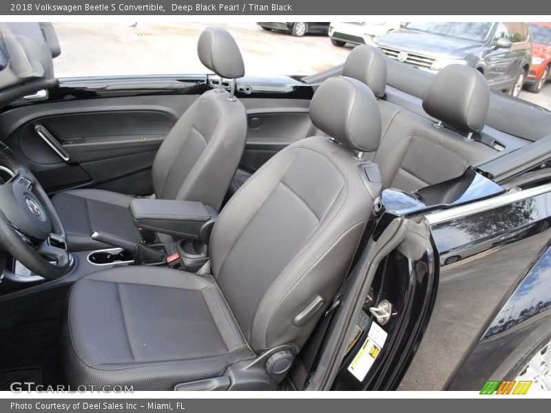 Front Seat of 2018 Beetle S Convertible