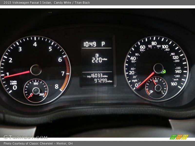 Candy White / Titan Black 2015 Volkswagen Passat S Sedan