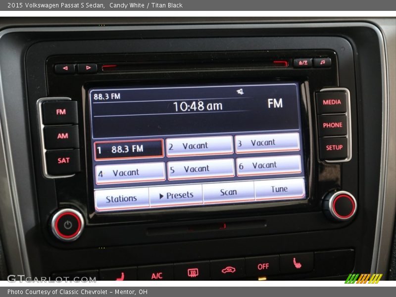 Candy White / Titan Black 2015 Volkswagen Passat S Sedan