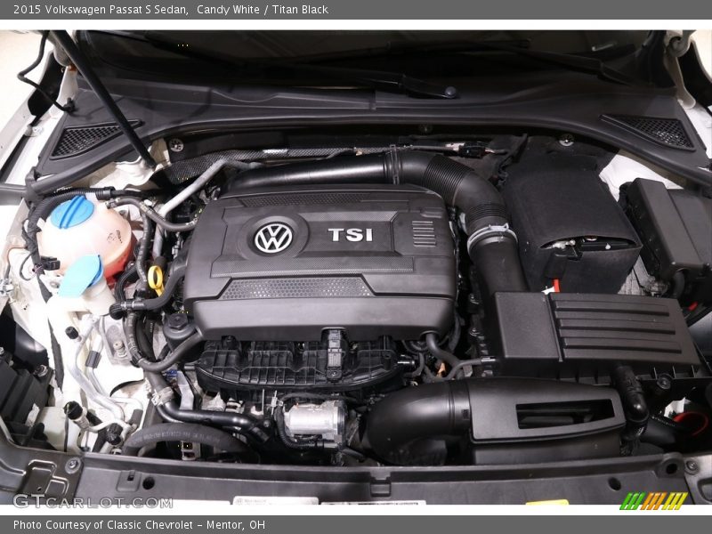 Candy White / Titan Black 2015 Volkswagen Passat S Sedan
