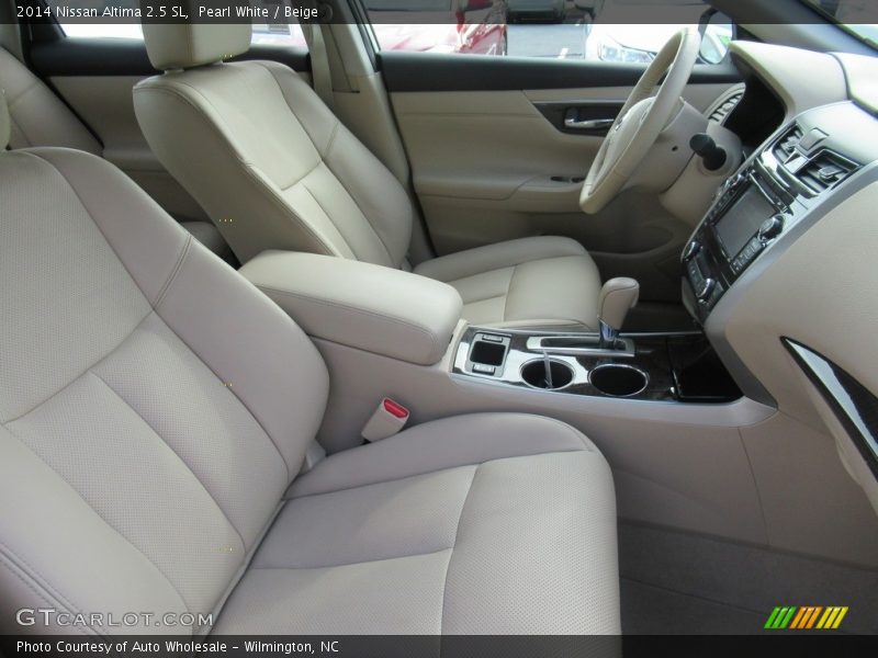 Pearl White / Beige 2014 Nissan Altima 2.5 SL