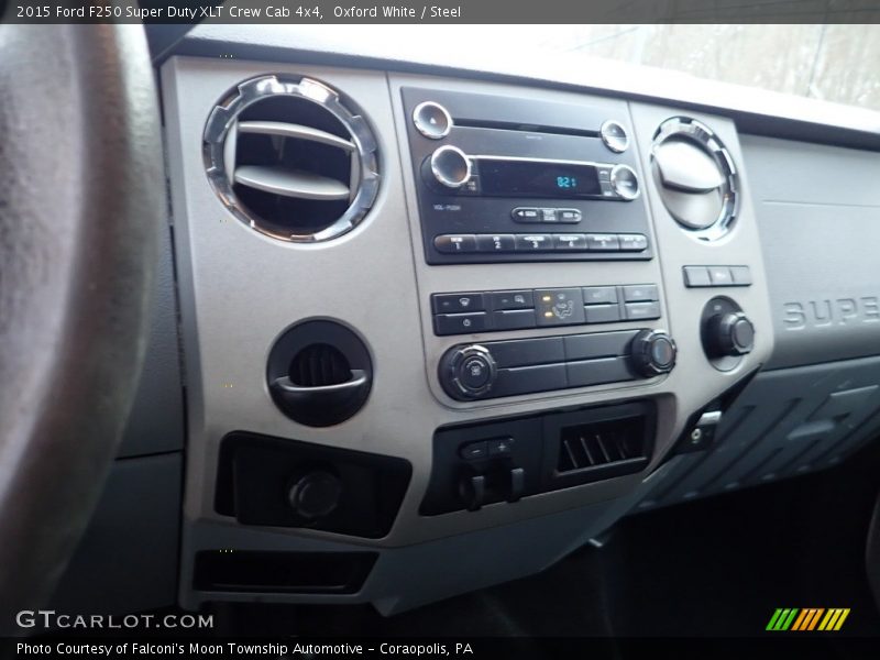 Oxford White / Steel 2015 Ford F250 Super Duty XLT Crew Cab 4x4