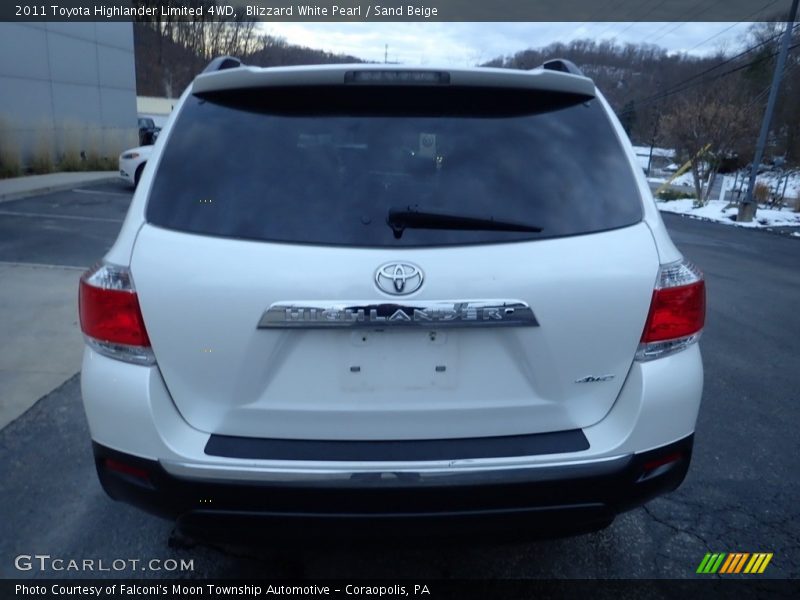 Blizzard White Pearl / Sand Beige 2011 Toyota Highlander Limited 4WD