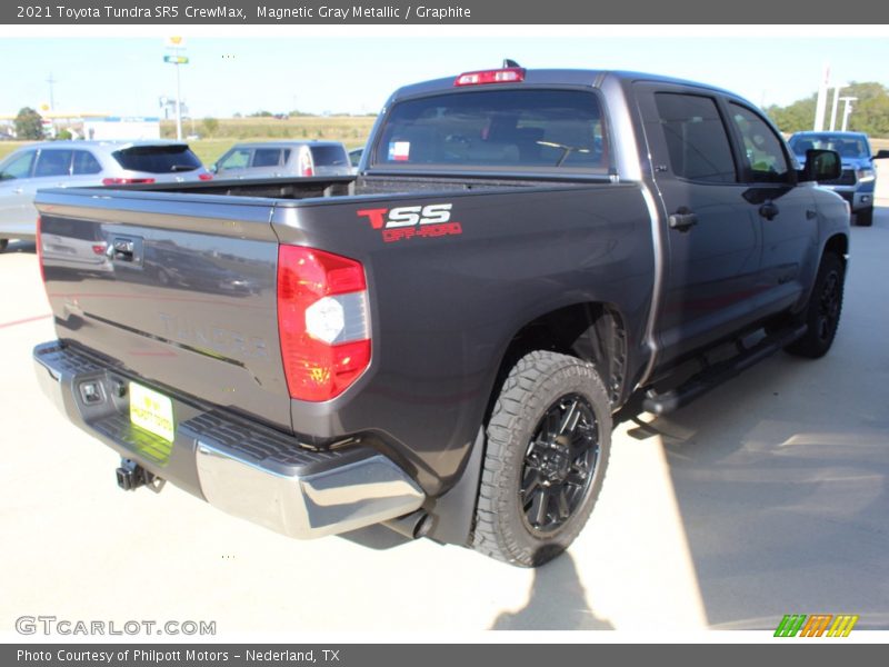 Magnetic Gray Metallic / Graphite 2021 Toyota Tundra SR5 CrewMax