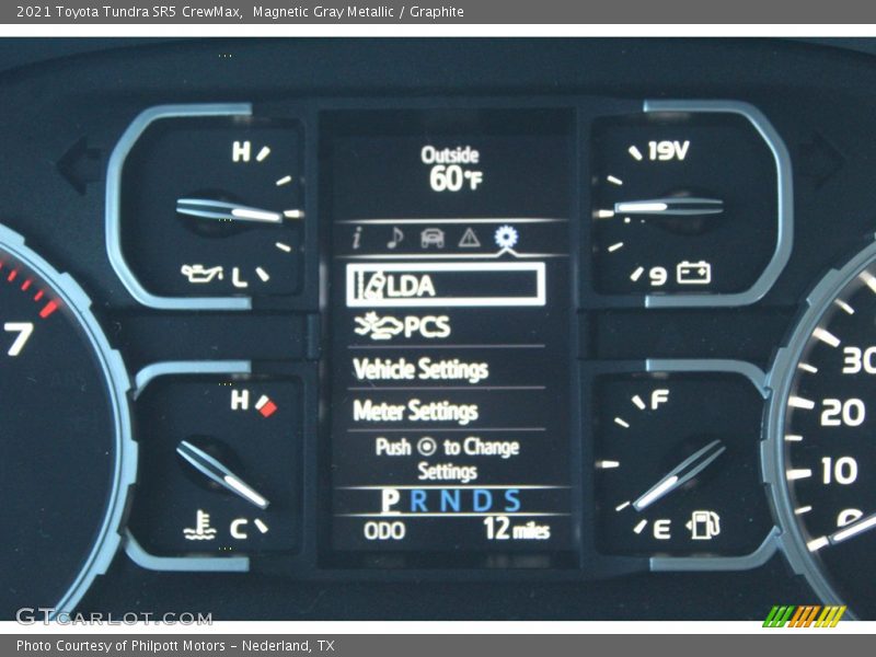 Magnetic Gray Metallic / Graphite 2021 Toyota Tundra SR5 CrewMax