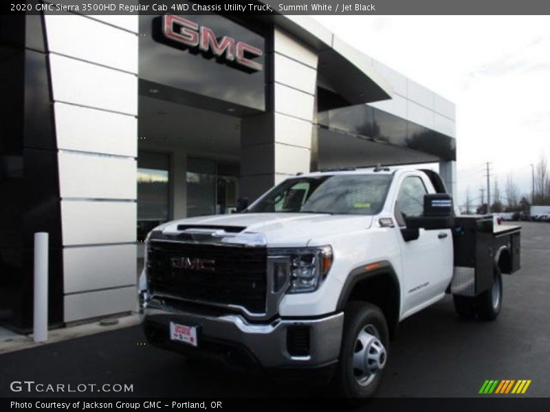 Summit White / Jet Black 2020 GMC Sierra 3500HD Regular Cab 4WD Chassis Utility Truck