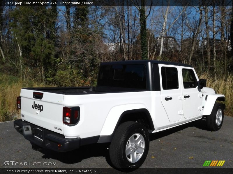 Bright White / Black 2021 Jeep Gladiator Sport 4x4
