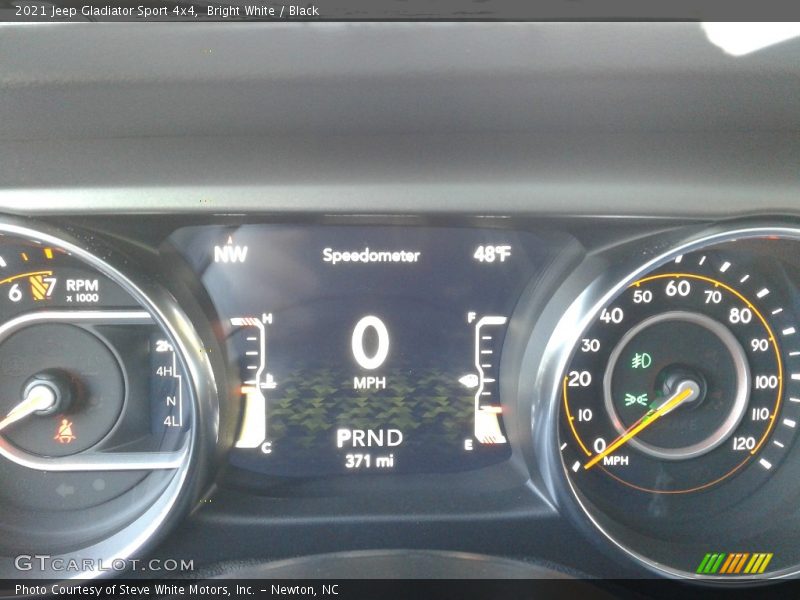 Bright White / Black 2021 Jeep Gladiator Sport 4x4