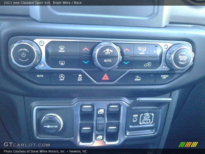 Bright White / Black 2021 Jeep Gladiator Sport 4x4