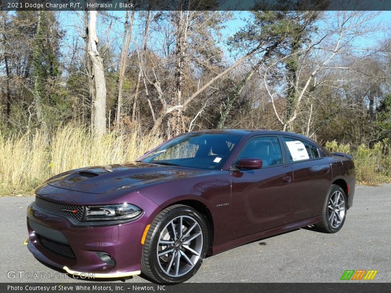 Hellraisin / Black 2021 Dodge Charger R/T