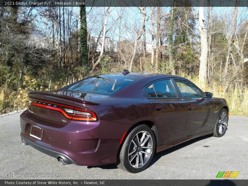 Hellraisin / Black 2021 Dodge Charger R/T