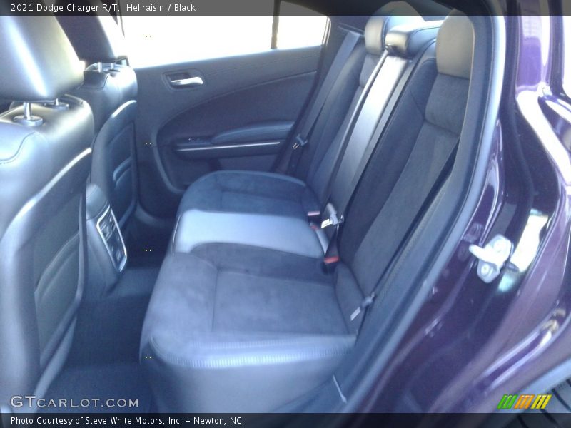 Hellraisin / Black 2021 Dodge Charger R/T