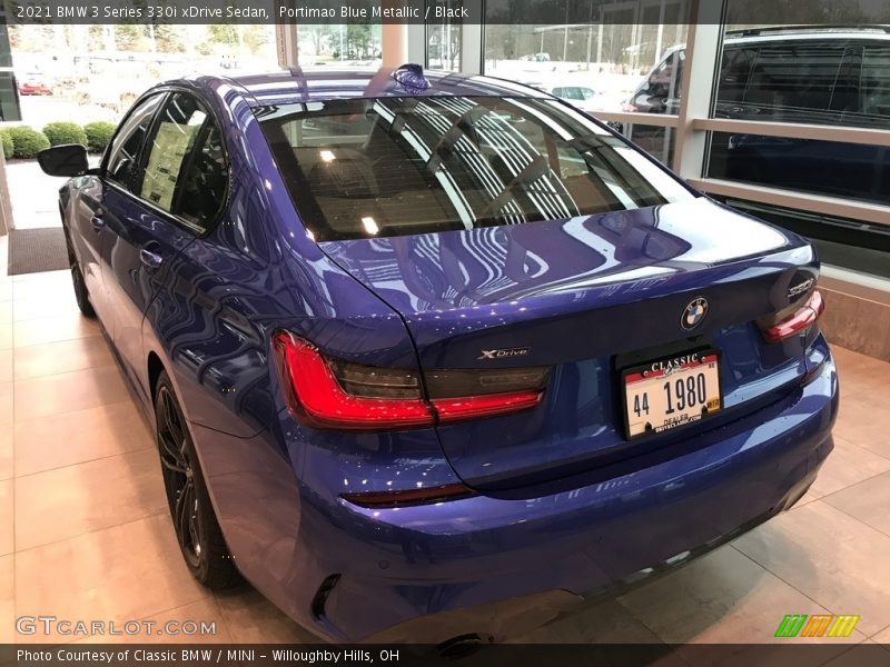 Portimao Blue Metallic / Black 2021 BMW 3 Series 330i xDrive Sedan