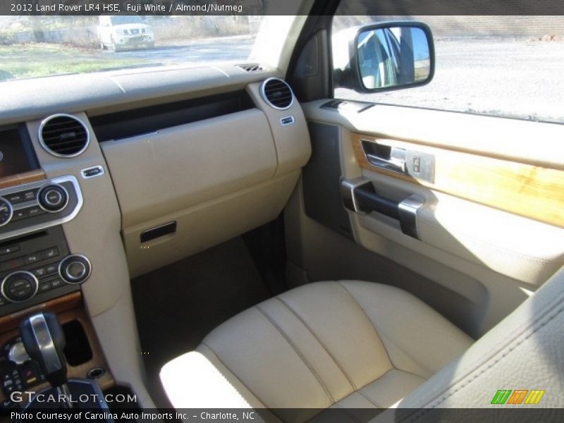 Fuji White / Almond/Nutmeg 2012 Land Rover LR4 HSE