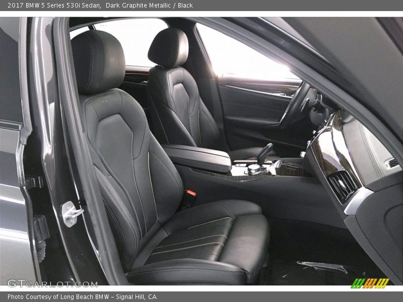 Dark Graphite Metallic / Black 2017 BMW 5 Series 530i Sedan