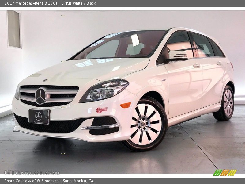 Cirrus White / Black 2017 Mercedes-Benz B 250e