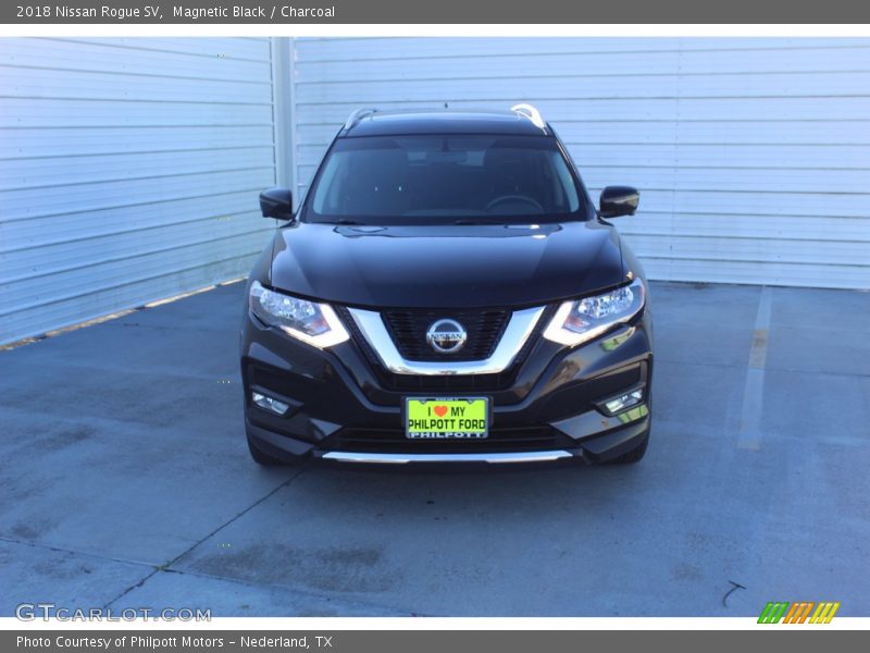 Magnetic Black / Charcoal 2018 Nissan Rogue SV
