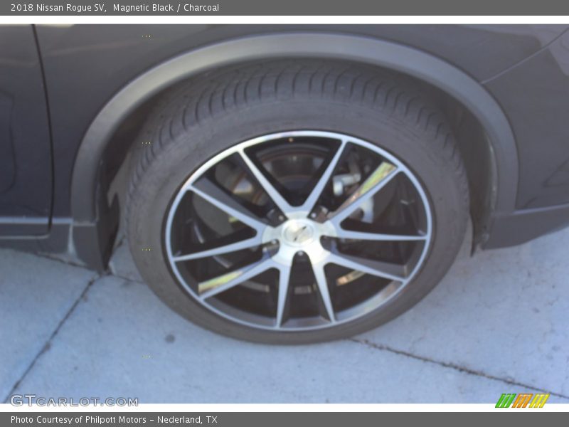 Magnetic Black / Charcoal 2018 Nissan Rogue SV