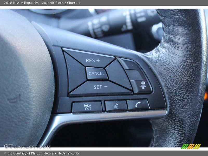 Magnetic Black / Charcoal 2018 Nissan Rogue SV