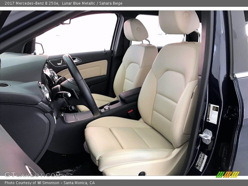 Lunar Blue Metallic / Sahara Beige 2017 Mercedes-Benz B 250e