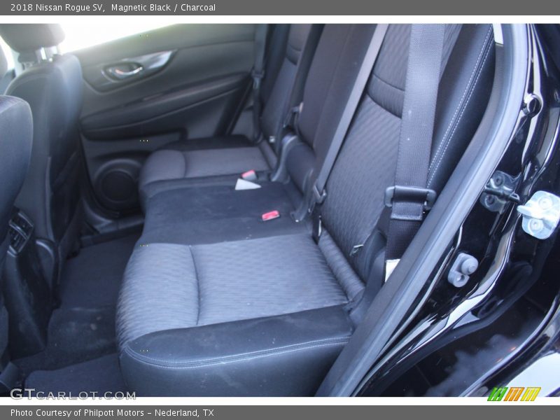 Magnetic Black / Charcoal 2018 Nissan Rogue SV