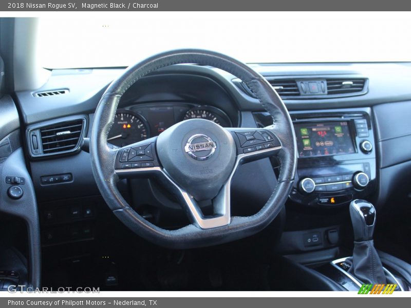 Magnetic Black / Charcoal 2018 Nissan Rogue SV