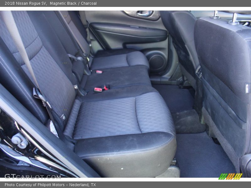 Magnetic Black / Charcoal 2018 Nissan Rogue SV