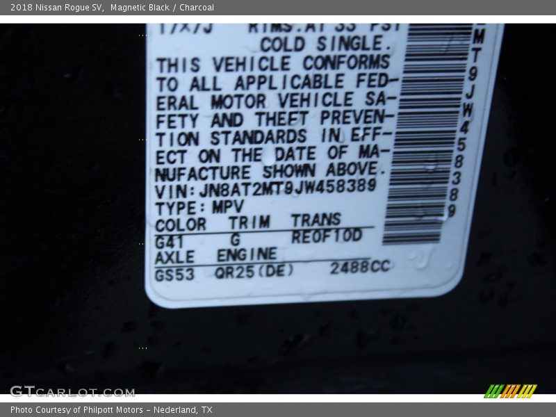 Magnetic Black / Charcoal 2018 Nissan Rogue SV