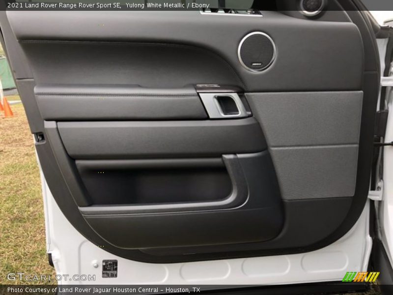 Door Panel of 2021 Range Rover Sport SE