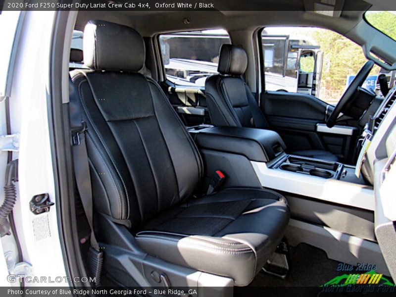 Oxford White / Black 2020 Ford F250 Super Duty Lariat Crew Cab 4x4