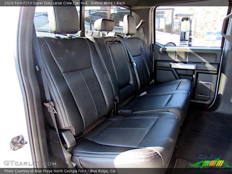Oxford White / Black 2020 Ford F250 Super Duty Lariat Crew Cab 4x4