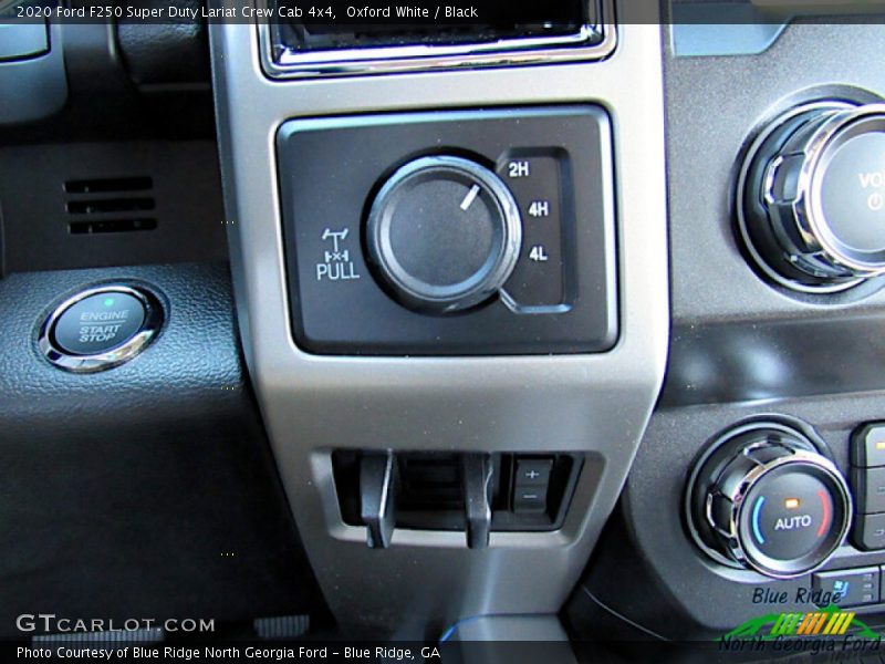 Oxford White / Black 2020 Ford F250 Super Duty Lariat Crew Cab 4x4
