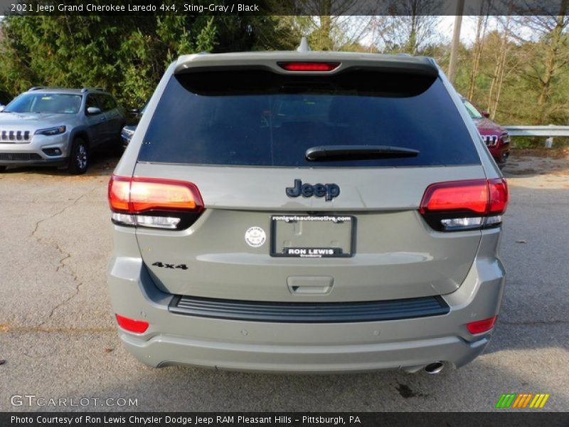 Sting-Gray / Black 2021 Jeep Grand Cherokee Laredo 4x4