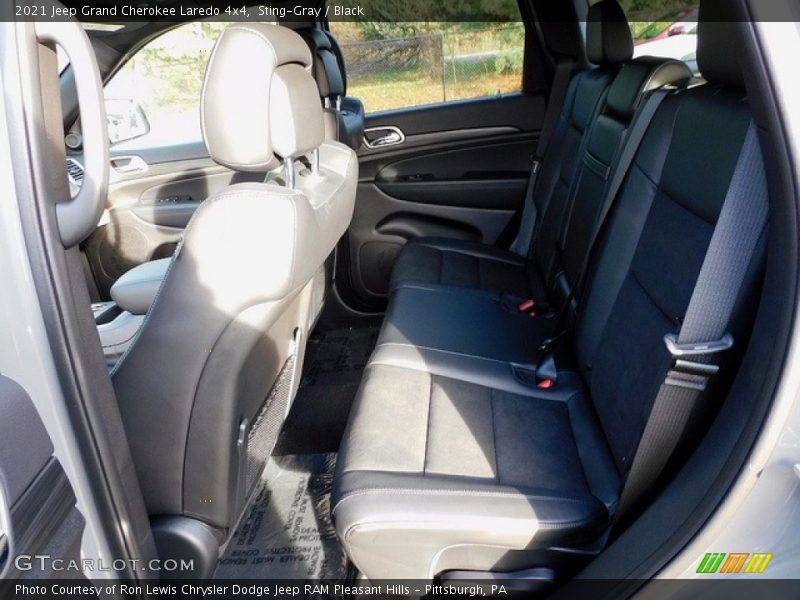 Sting-Gray / Black 2021 Jeep Grand Cherokee Laredo 4x4