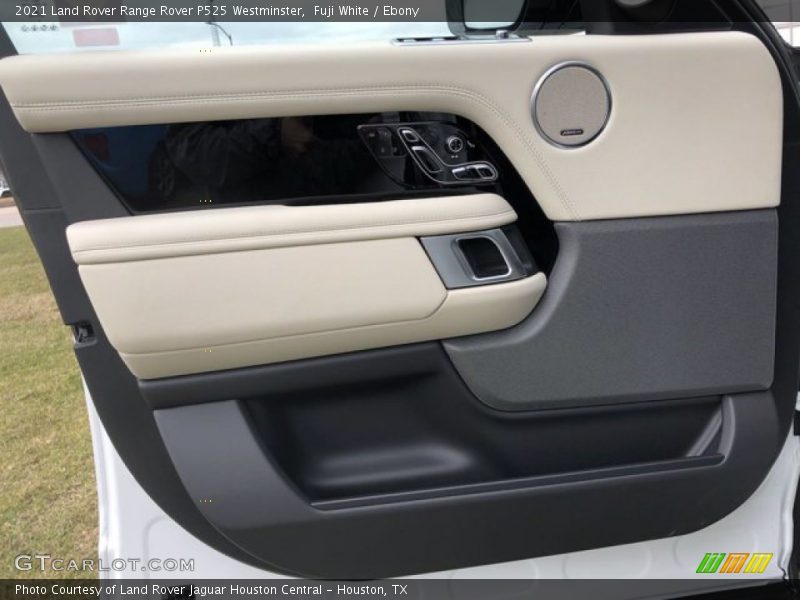 Door Panel of 2021 Range Rover P525 Westminster