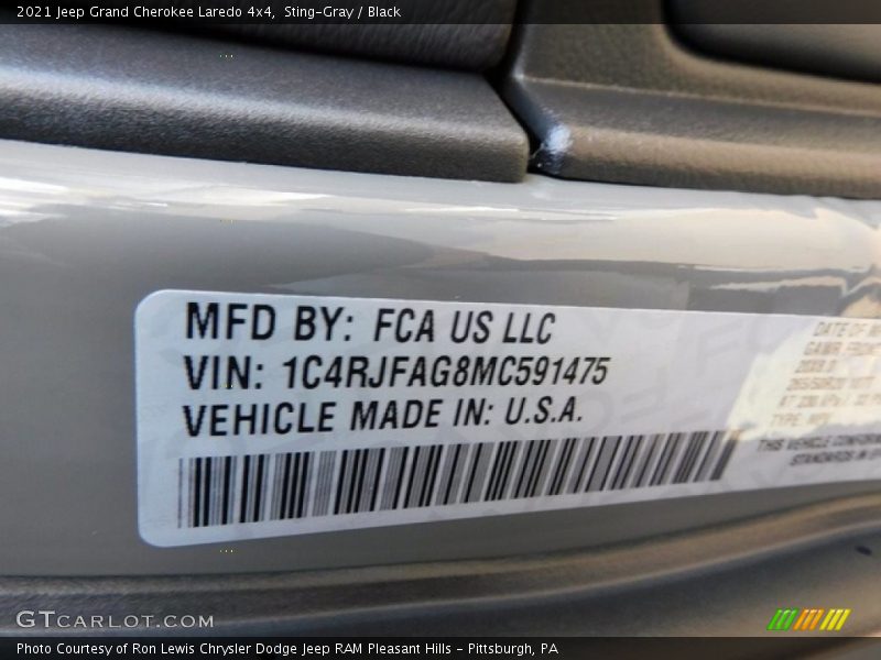Sting-Gray / Black 2021 Jeep Grand Cherokee Laredo 4x4