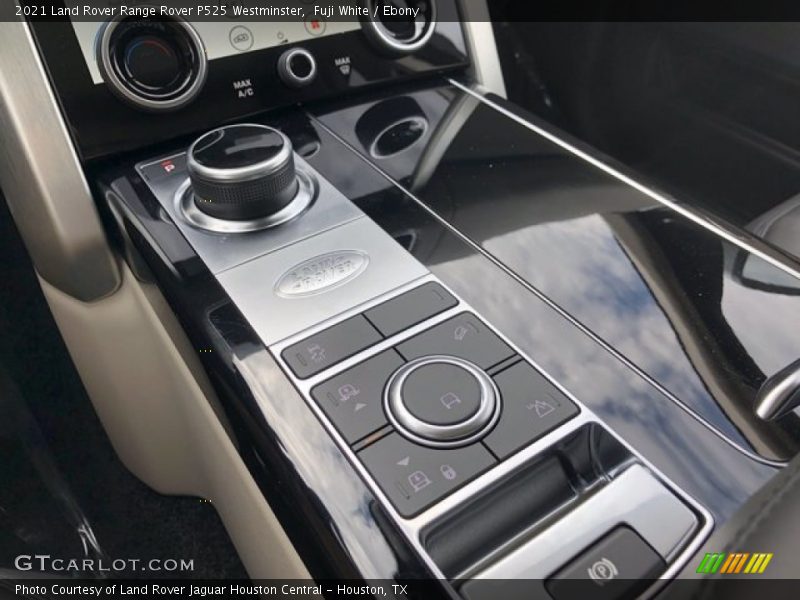 Fuji White / Ebony 2021 Land Rover Range Rover P525 Westminster