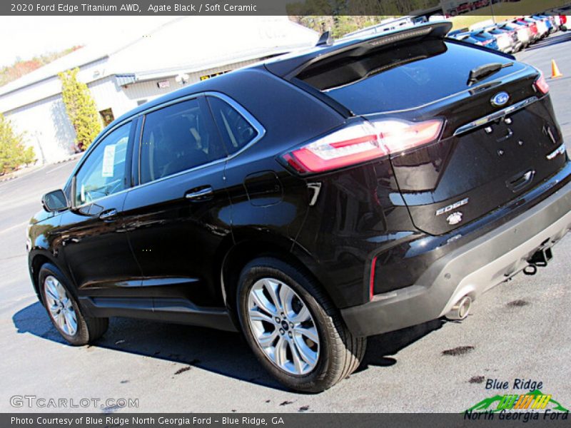 Agate Black / Soft Ceramic 2020 Ford Edge Titanium AWD