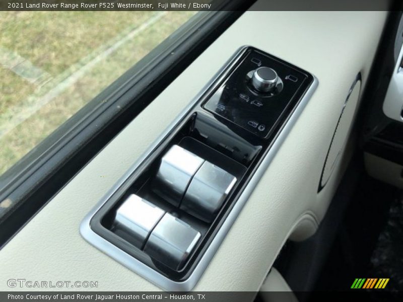 Fuji White / Ebony 2021 Land Rover Range Rover P525 Westminster
