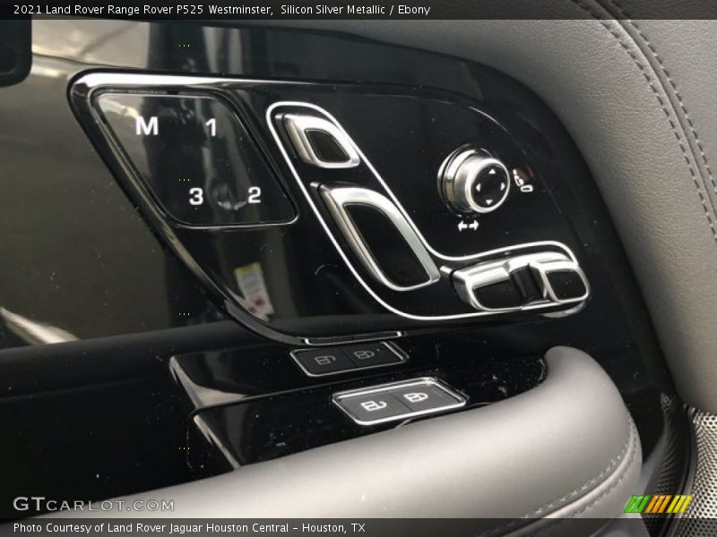 Controls of 2021 Range Rover P525 Westminster