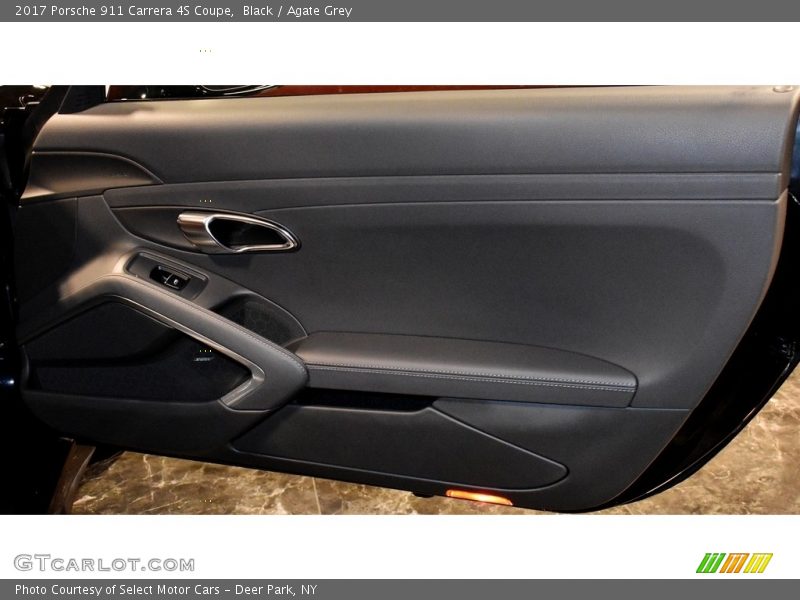 Black / Agate Grey 2017 Porsche 911 Carrera 4S Coupe