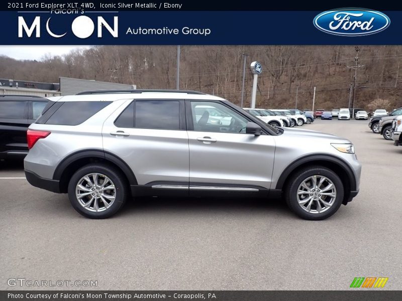 Iconic Silver Metallic / Ebony 2021 Ford Explorer XLT 4WD